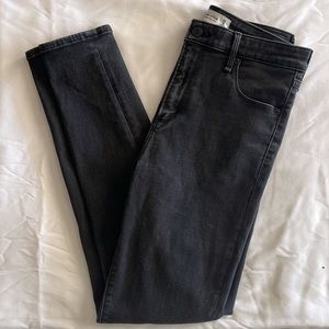 Abercrombie & Fitch Skinny High Rise Jeans | 28